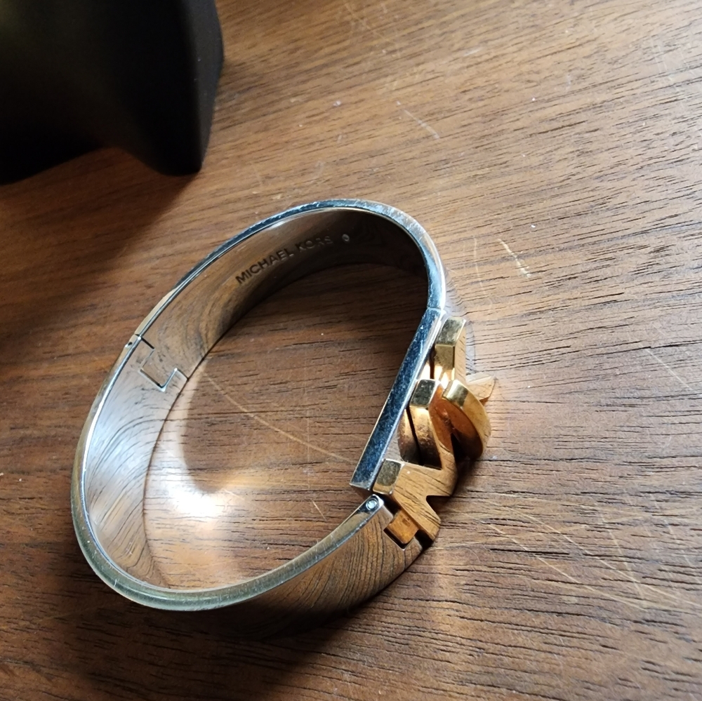 Michael Kors bangle - Picture 8 of 8